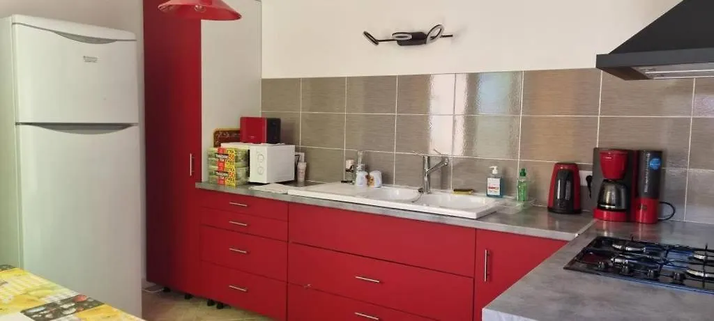 Séjour chez l'habitant LES CONILS - Gites et Chambres d'hotes Saint-Pierre-de-Vassols France